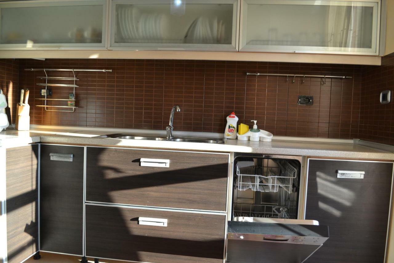 Penthouse 4 Bedrooms Apartment Vlore Bagian luar foto