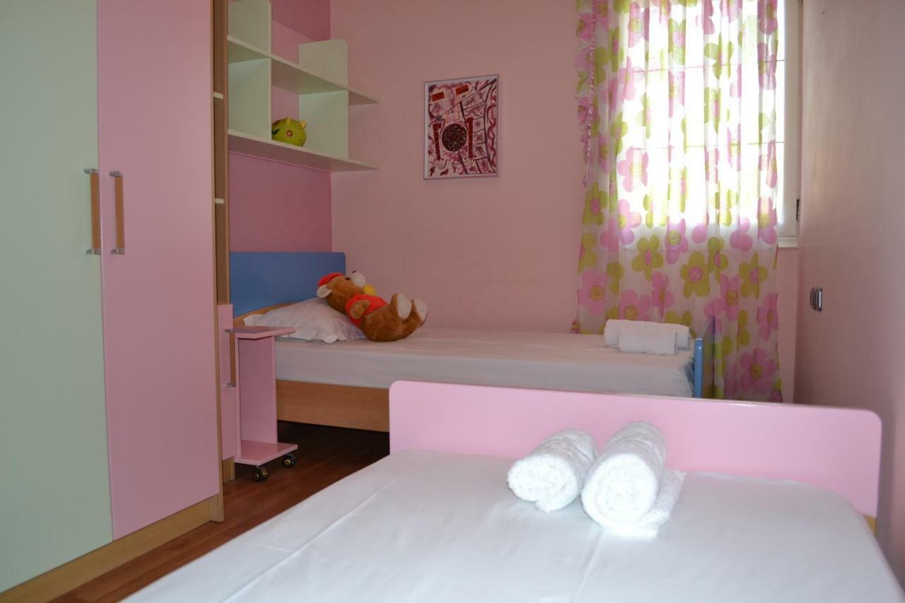 Penthouse 4 Bedrooms Apartment Vlore Bagian luar foto