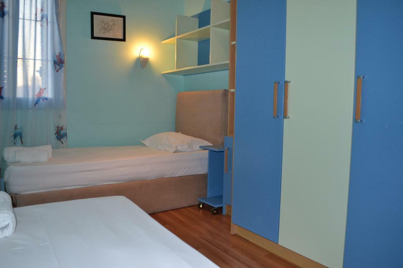 Penthouse 4 Bedrooms Apartment Vlore Bagian luar foto