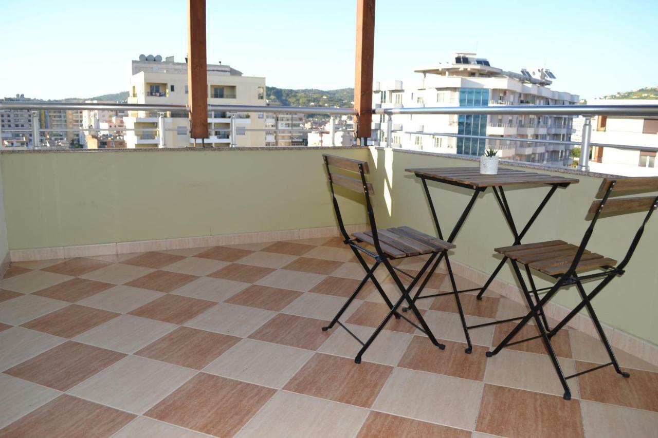 Penthouse 4 Bedrooms Apartment Vlore Bagian luar foto
